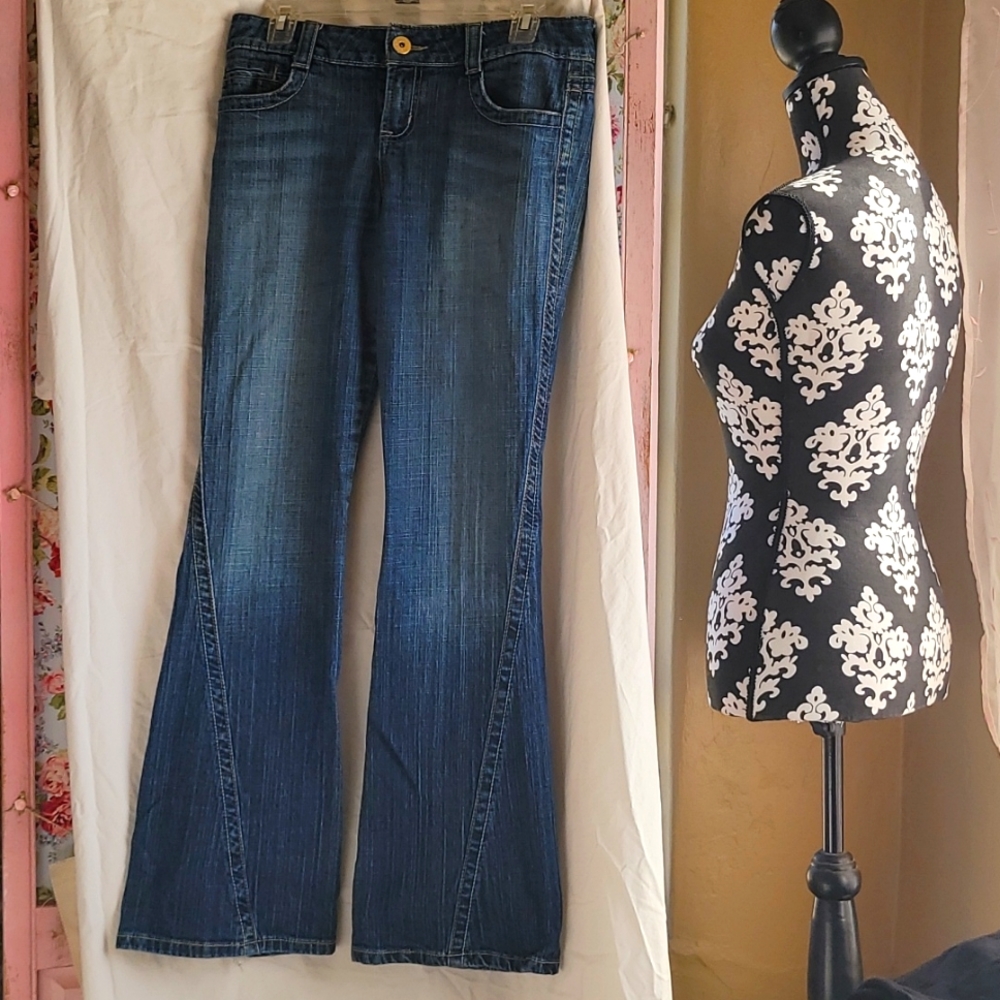 L.E.I. jeans